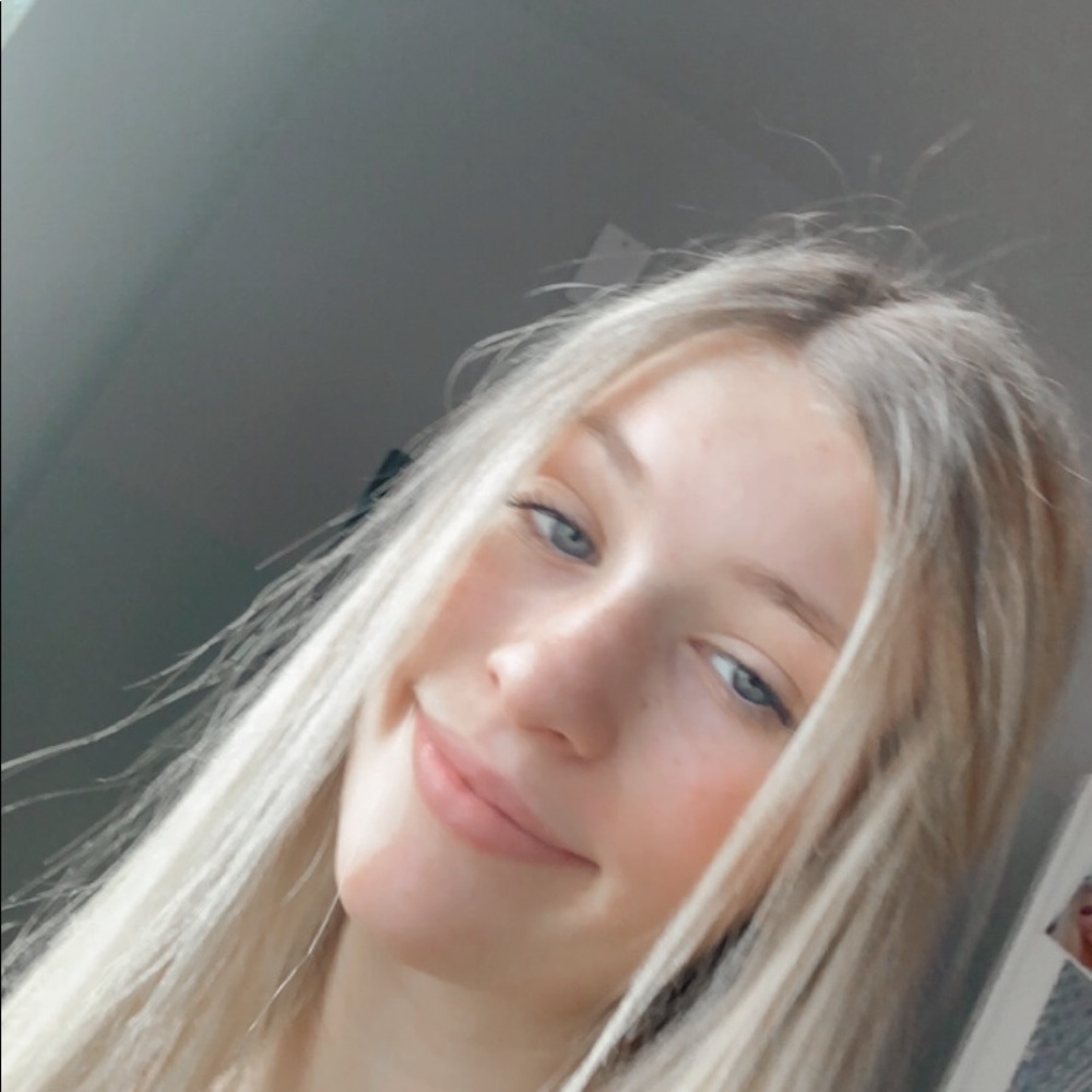 Meet your Posher, Anna
